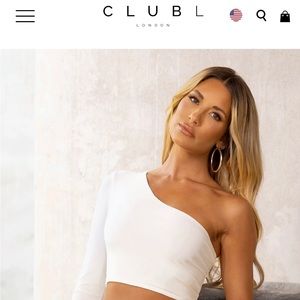 One shoulder crop top in jersey stretch material. A classic wardrobe add.